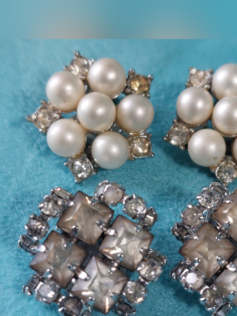 VTG 2 Pairs Estate Silvertone Metal Faux Pearl/Rhinestone Clip-on Earrings